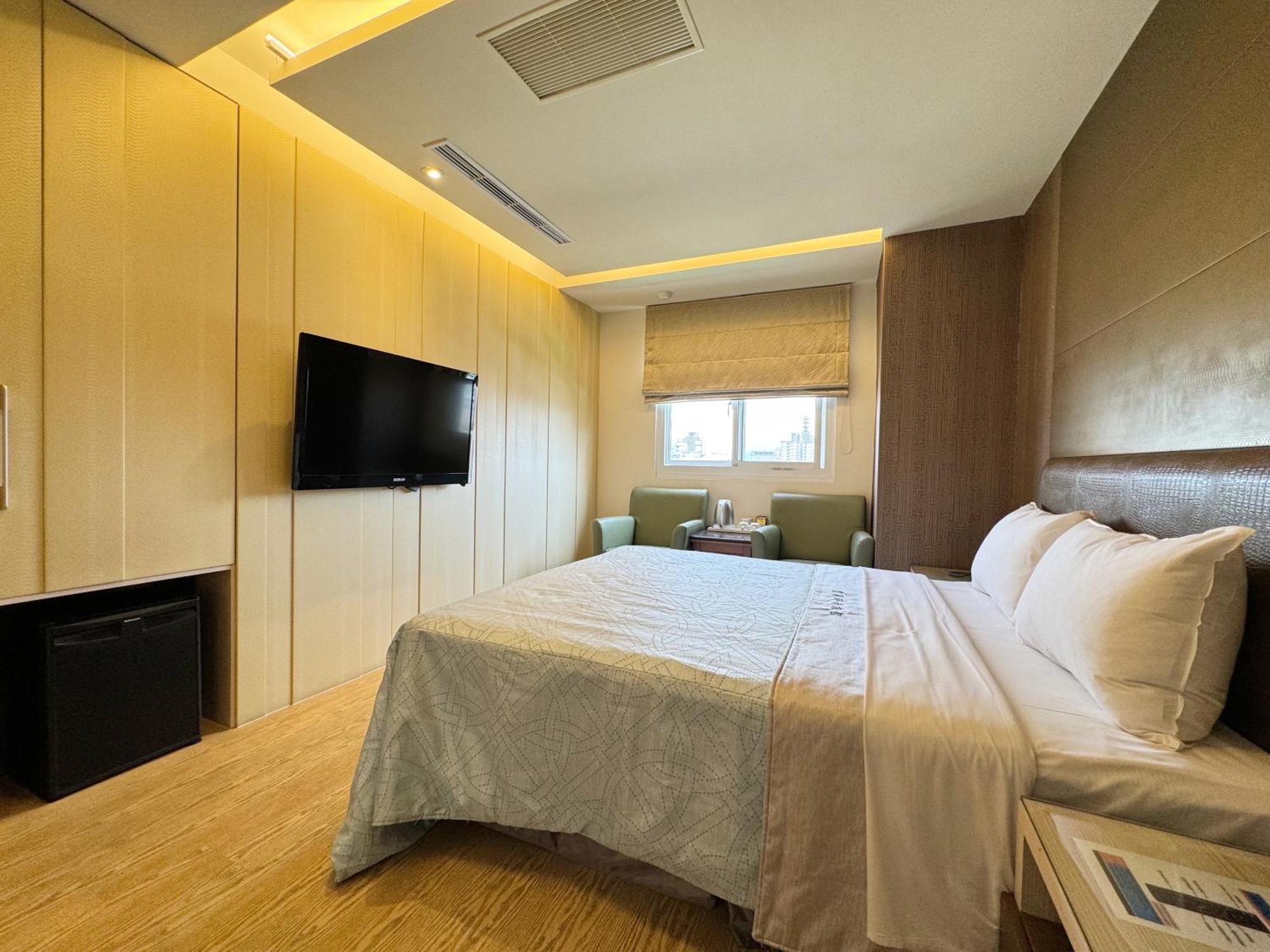 Ai Lai Fashion Hotel Taichung Exteriör bild